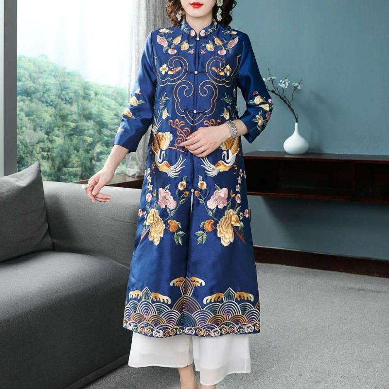 qipao ion outer embroidery royal blue