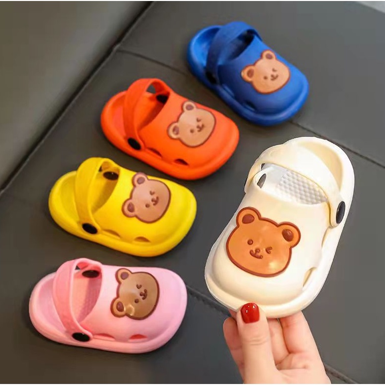 Sandal Anak Anak Sol Lembut Gambar Kartun Beruang Bear Lucu Non-slip Cocok untuk anak laki-laki dan perempuan import / Sendal Selop Sepatu Anak Cewek Cowok Ringan Enak Dipakai Karet / Sandal Bayi