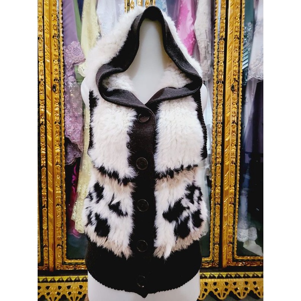 Vest Fuzzy / Rompi Bulu (Hoodie Motif)
