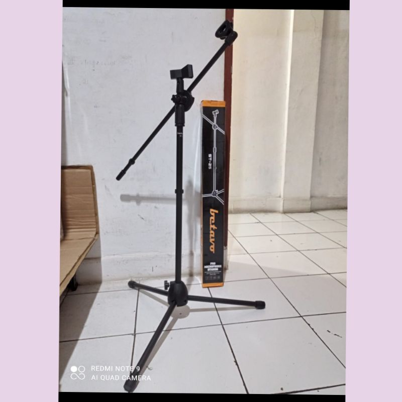 Stand Mic Panjang Betavo ST-25