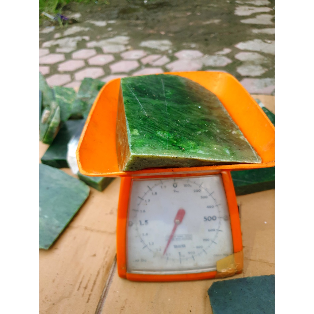 BATU GIOK ACEH GREEN NEPHRITE JADE BAHAN BONGKAHAN KASAR KD3191