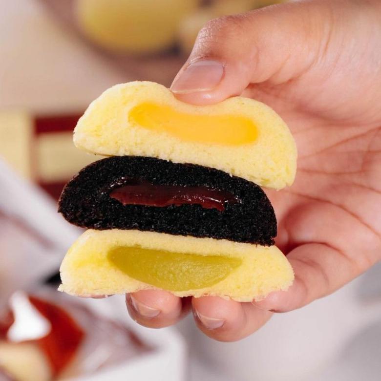

[BAYAR DITEMPAT] Bakpia Kukus Tugu Jogja Isi 10