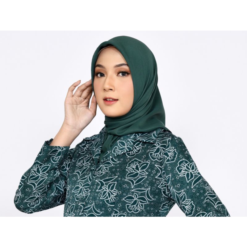 Kerudung PKK hijau tosca