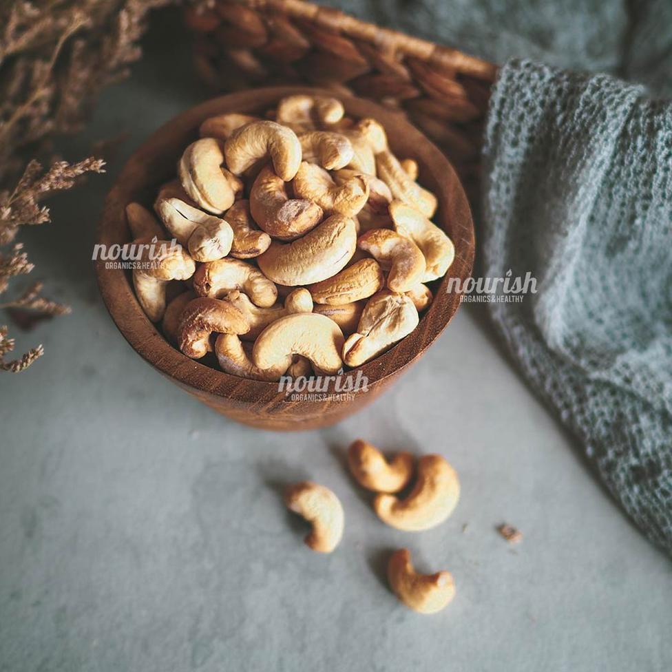 

Harga Promo.. Roasted Cashew Nuts 100gr / Mede Panggang 08