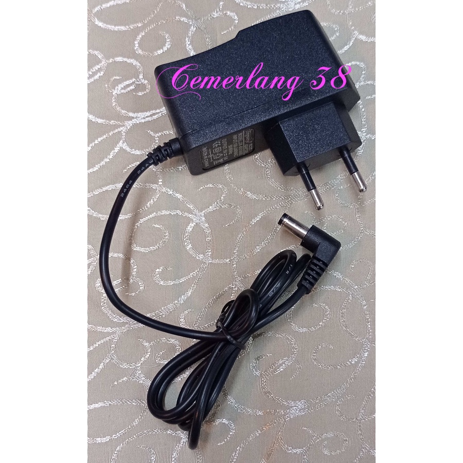 AC to DC 5V 1A Switching Adaptor / Power Supply Plastik 1A 5V