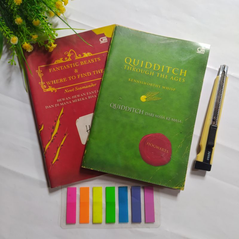 Buku Pelengkap Harry Potter (Fantastic Beast and Where to Find Them & Quidditch through the Ages)