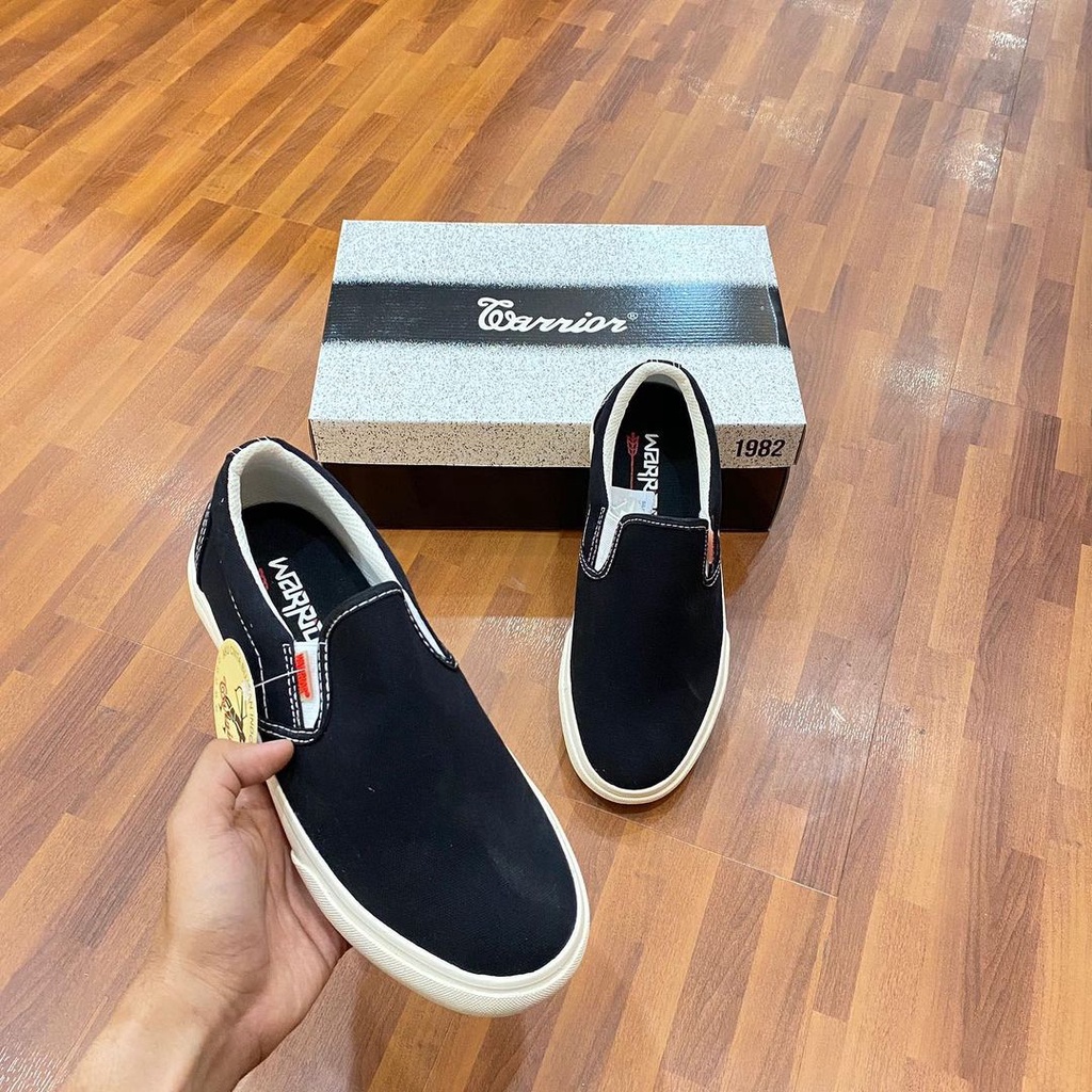 WARRIOR SHOES - ARTHUR BLACK WHITE