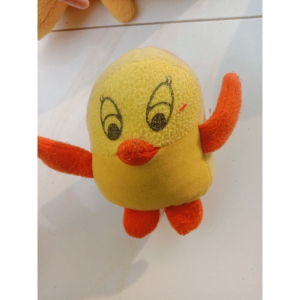 Boneka Anak Ayam