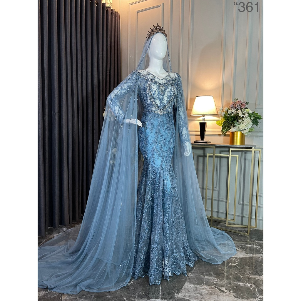 Dress pengantin modern model duyung biru denim