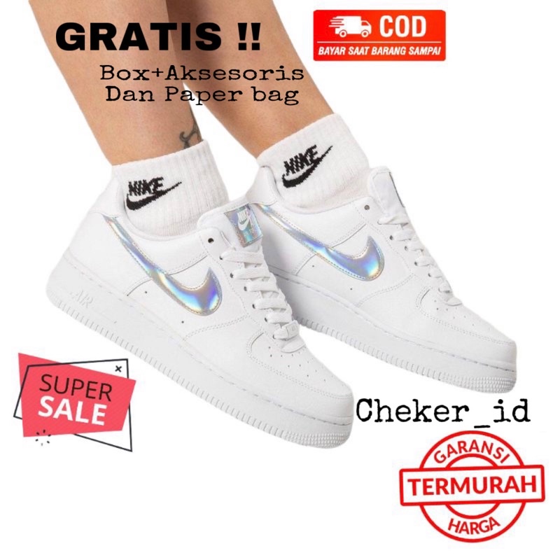 IMPORT PREMIUM SEPATU SNEAKERS WANITA DAN PRIA PUTIH HOLOGRAM ATAU RUBAH WARNA 3 DIMENSI NK A1R FORC3 1  ONE SEPATU TERBARU KUALITAS TINGGI SEPATU PENDEK MAN &amp; LEDIES SNEAKERS WANITA DAN PRIA SEPATU CASUAL SEPATU MURAH