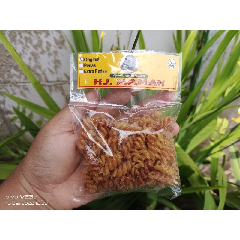 Camilan enak Makaroni kriwil 40gram original pedas extrapedas