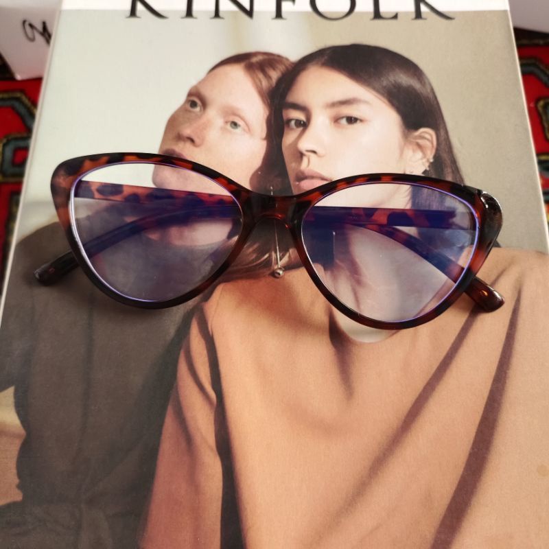 KACAMATA PHOTOCHROMIC MODEL SEGITIGA KACAMATA FASHIOIN KOREA