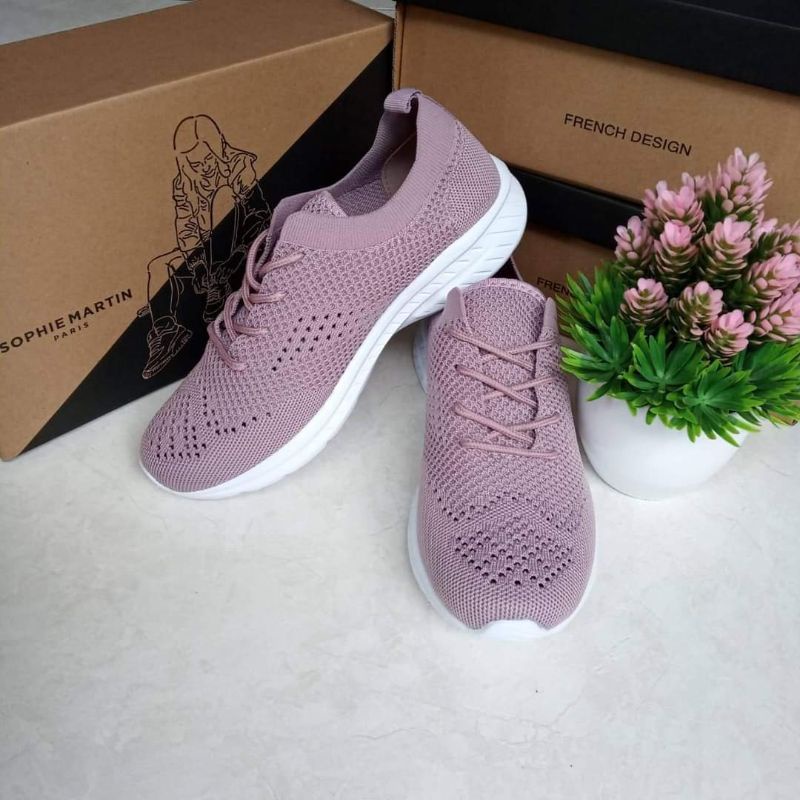 sepatu madelyn Sophie Martin