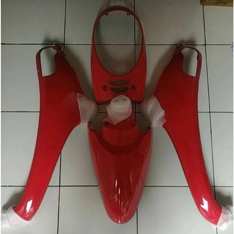 BODI DEPAN SCOOPY 2016 MERAH