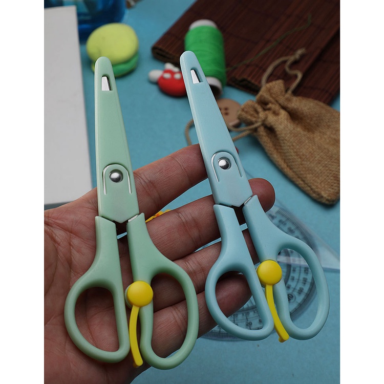 Tiny Bites Scissors Food Shears Gunting Makanan Bayi dan Anak Gunting ATK Kertas Stationery Food Grade Tiny Bites Scissors Serbaguna TERMURAH TERLARIS