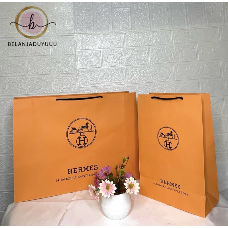 Paper bag Branded / Paperbag H / Paperbag Kado / Shopping Bag Branded  (Ready Stock Jakarta )