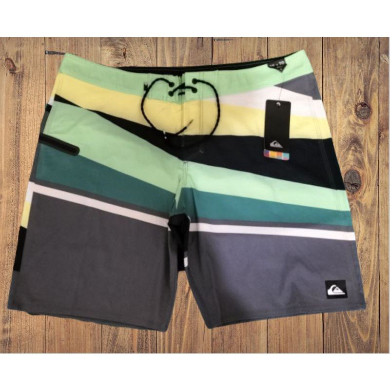 Celana Quiksilver Boardshorts Original - Celana Santai Surfing Size 31