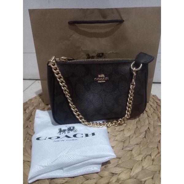 Preloved Wrislet Coach