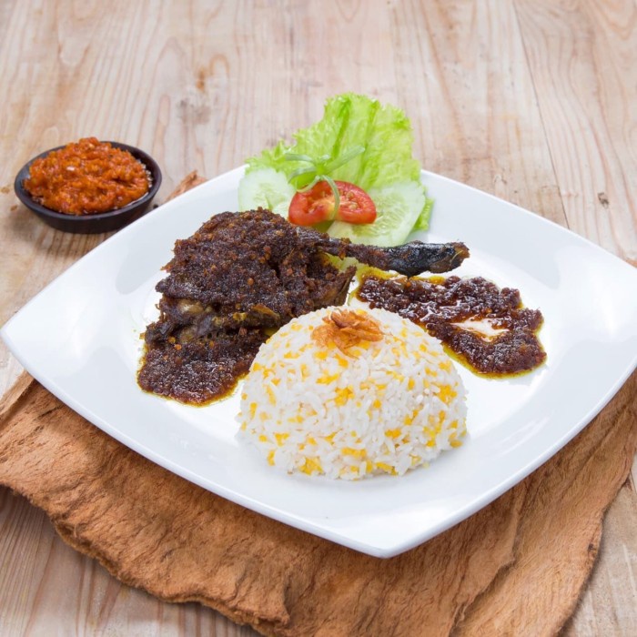 

Bebek Ummi - 1 Ekor Frozen Bebek Madura Bekum Special (Bumbu Hitam Tx0795