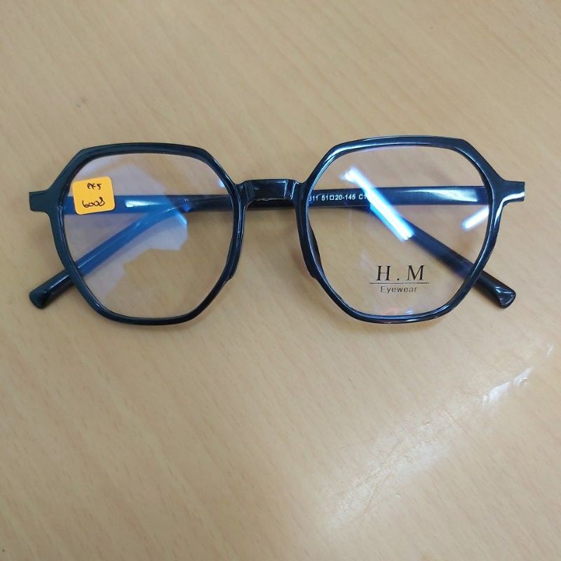 frame kacamata H.M D6811