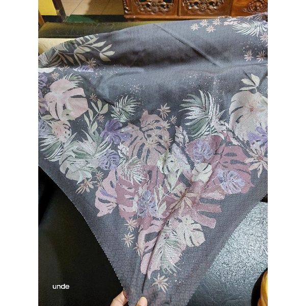 preloved buttonscraves