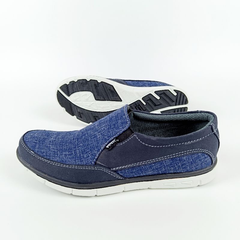 Sepatu Santai Slip On Pria Casual Navy Kulit Vinic V 14