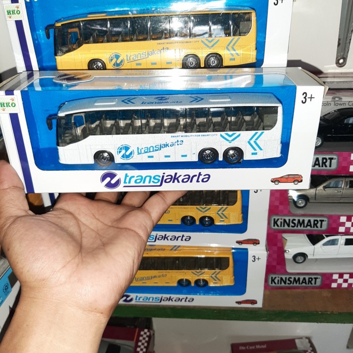 Diecast Mininiatur Mobil Bus transjakarta Mainan Besi Kado anak