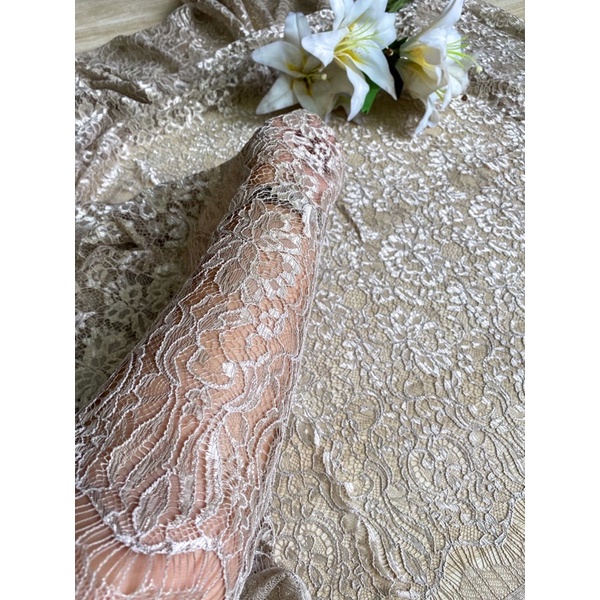 kain kebaya metalik