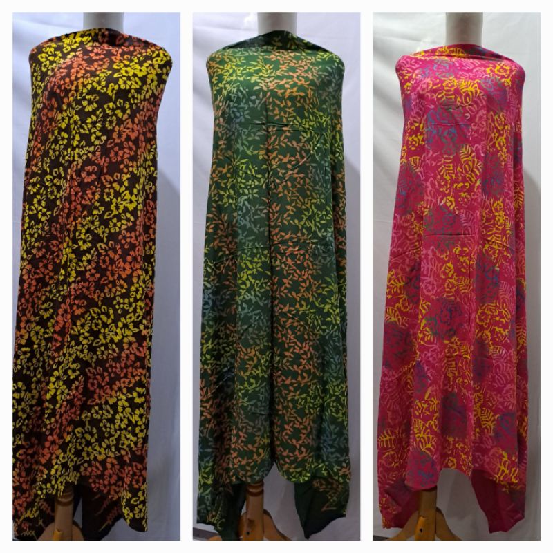 Kain Pantai Sarung Bali Tanpa Rumbai