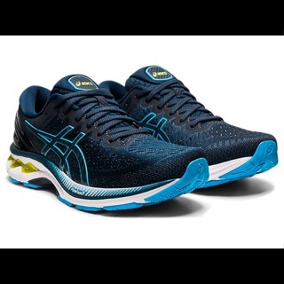 sepatu lari asics