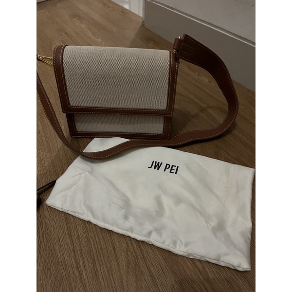 Tas JW Pei Mini Flap Bag