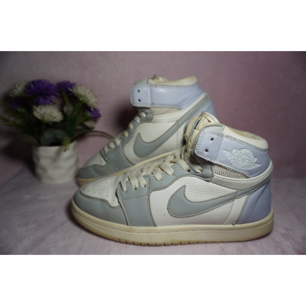 Sepatu Nike Air Jordan 1 Retro High OG Pale Ivory