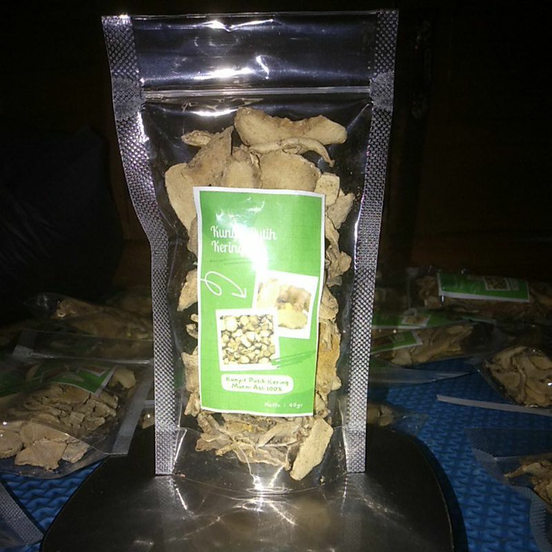 

Kunyit Putih Kering Temu putih asli Kering