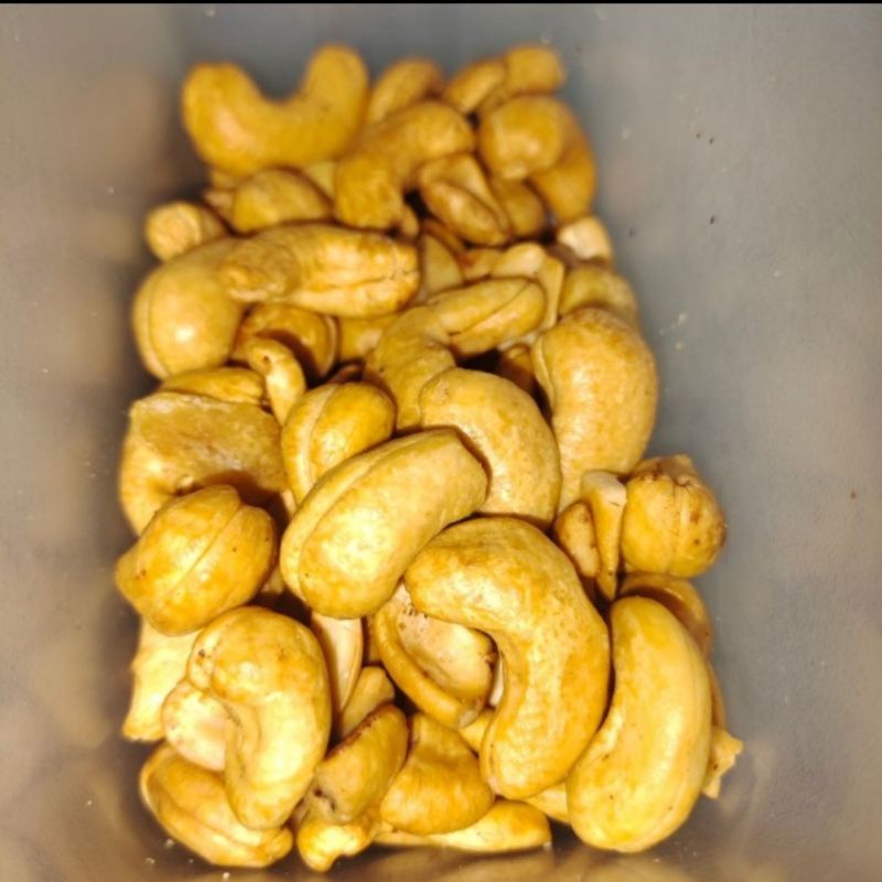 

Kacang mede goreng rasa bawang 500g