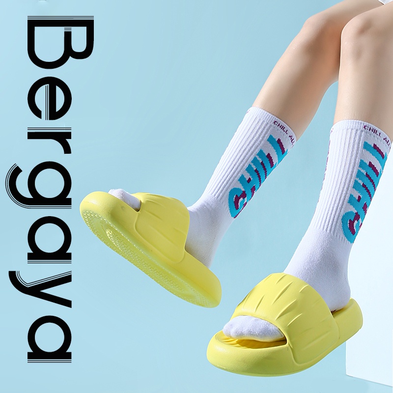 KOMIN-Sandal Roti Wanita Selop Karet Casual Sendal Slop Wanita Santai Empuk Kekinian Sandal Cewek Distro Terbaru Slip Flip Flop SIZE 36-41