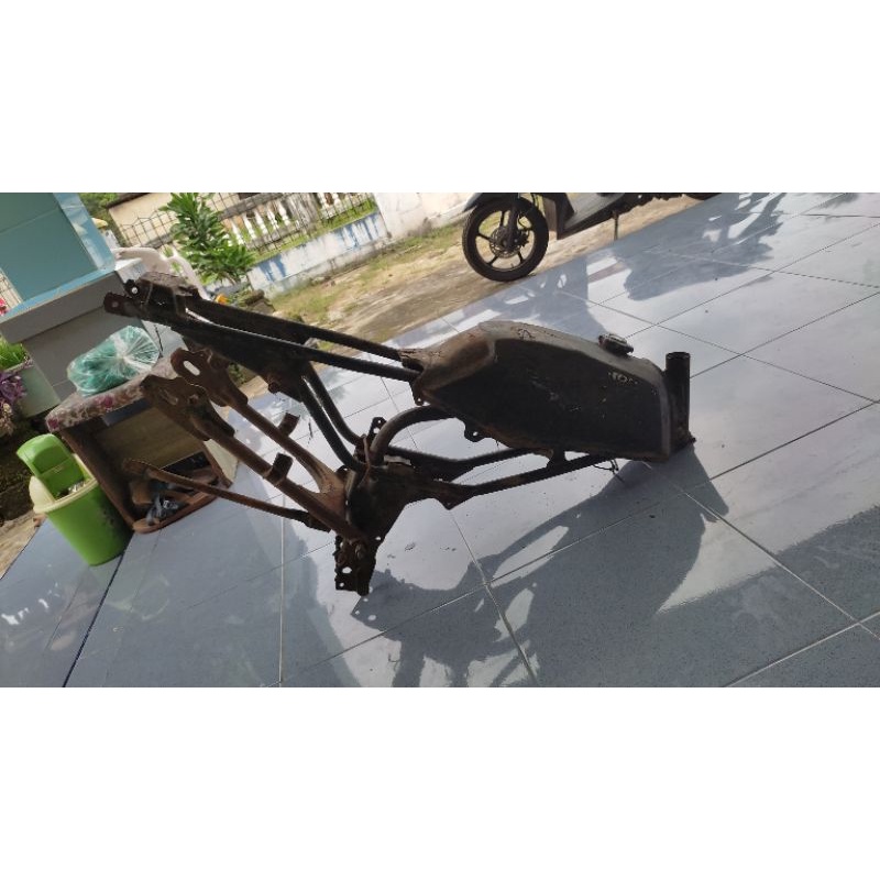 rangka set honda win 100