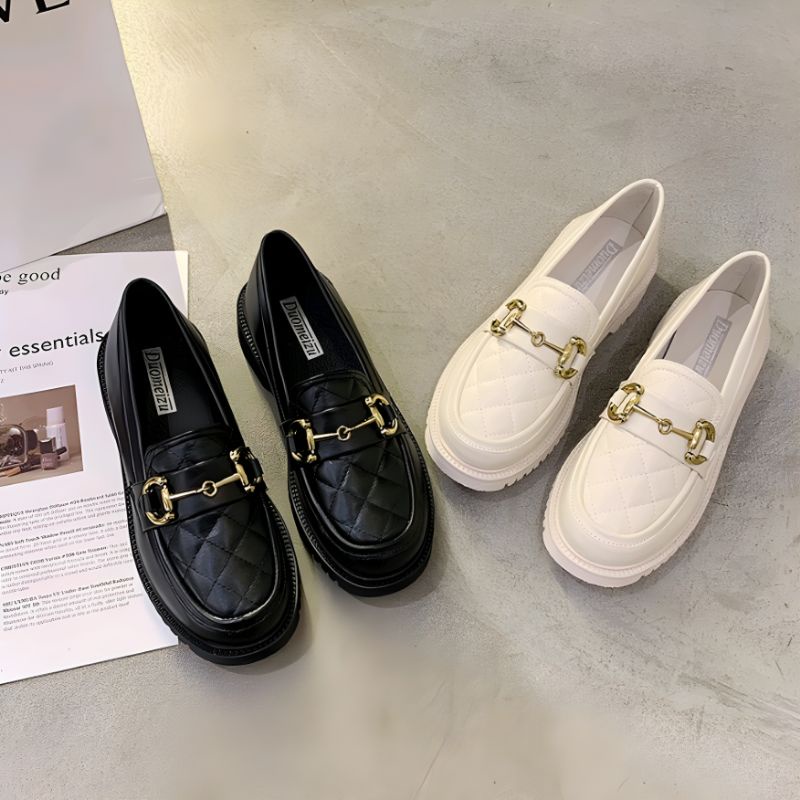 Sepatu Pantofel Slip On Wanita Cewek Import Kulit Sol Karet Murah Hitam Casual Beige Black Loafers Flat Shoes Sepatu Wanita Casey 1909