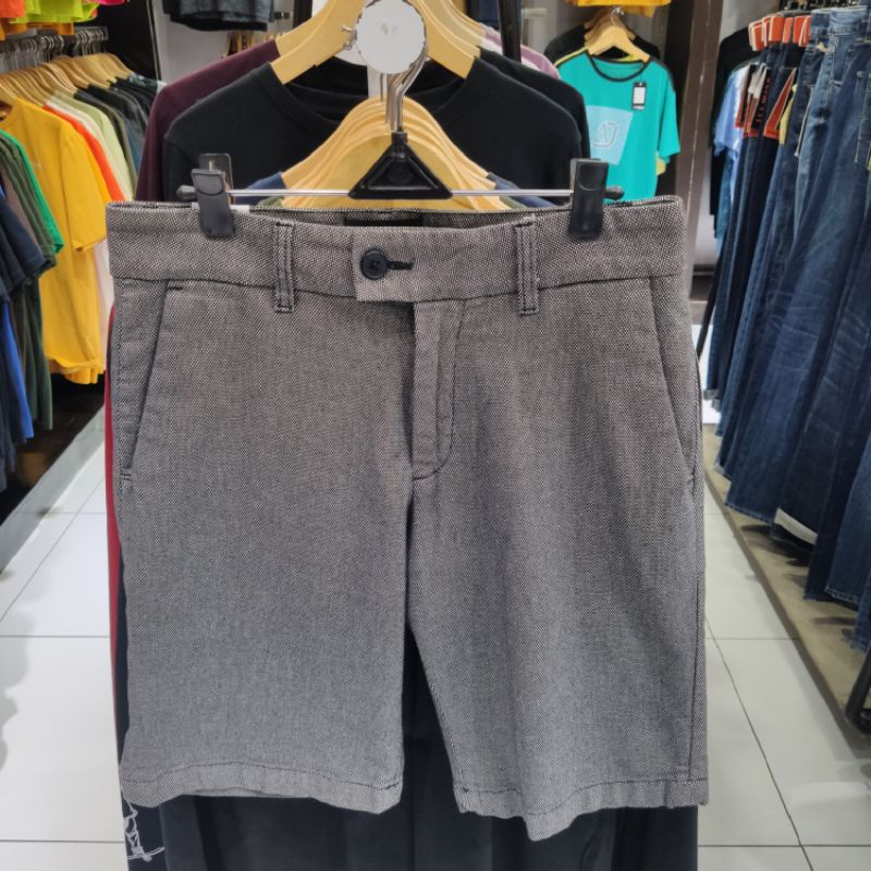 celana famo pendek chinos pria original // new arrivals