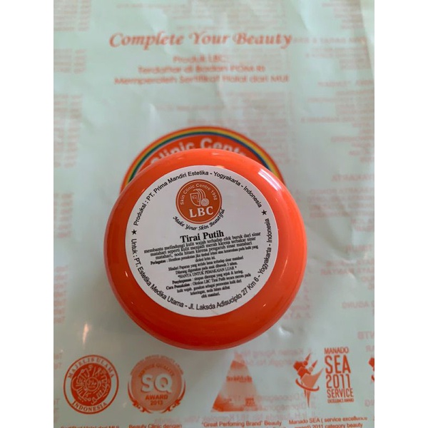 cream lbc tirai putih