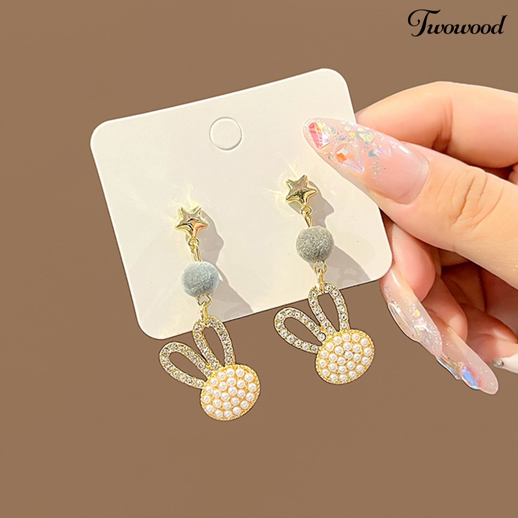 Twowood 1pasang Anting Menjuntai Manis Berlian Imitasi Mutiara Imitasi Bintang Gaya Korea Musim Dingin Musim Gugur Lucu Kelinci Pompom Stud Earrings Untuk Pacaran