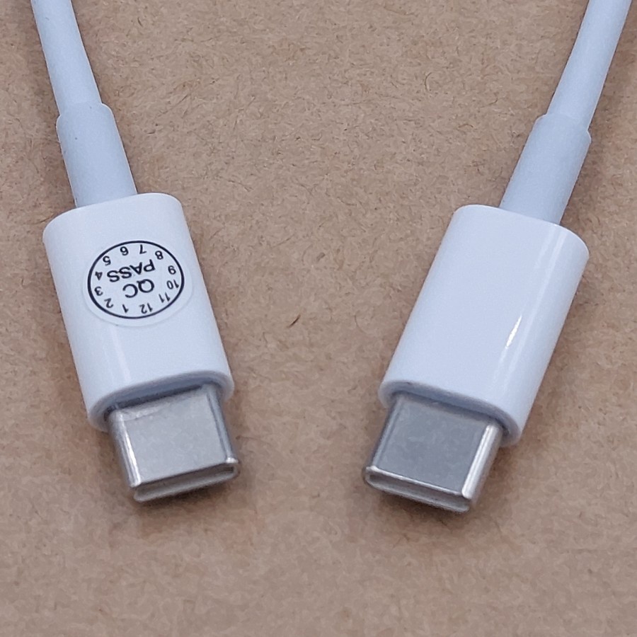 AVPRO AVL988 Type-C to Type-C Sync/Charge Cable PD20w 25cm