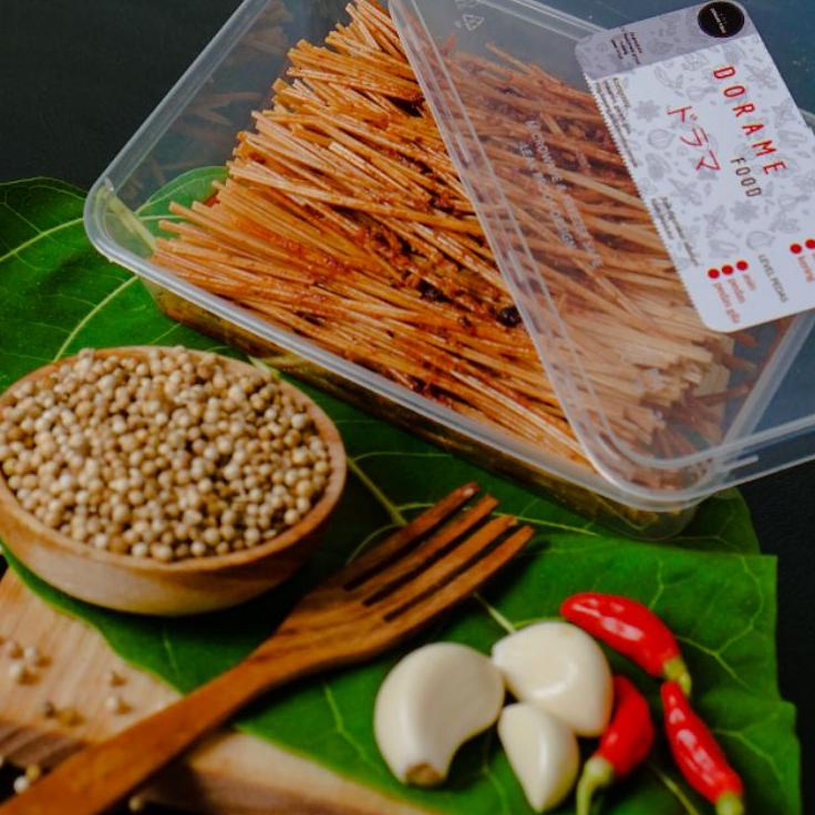 

ザ (PROMO DORAME) Mie Lidi 150gr Kemasan Box / Mie Biting