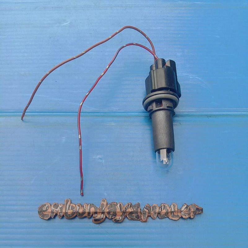 fitting+bohlam+soket lampu senja avanza dan lainnya original