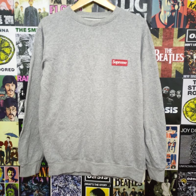 CREWNECK SUPREME SECOND PRELOVED