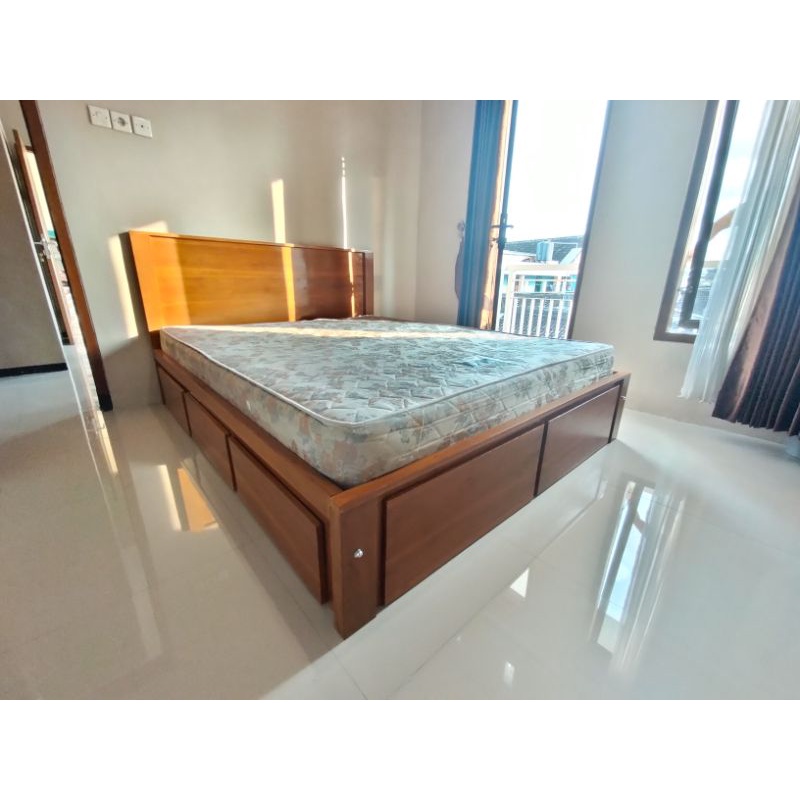 DIPAN RANJANG TEMPAT TIDUR JATI MINIMALIS 140x200