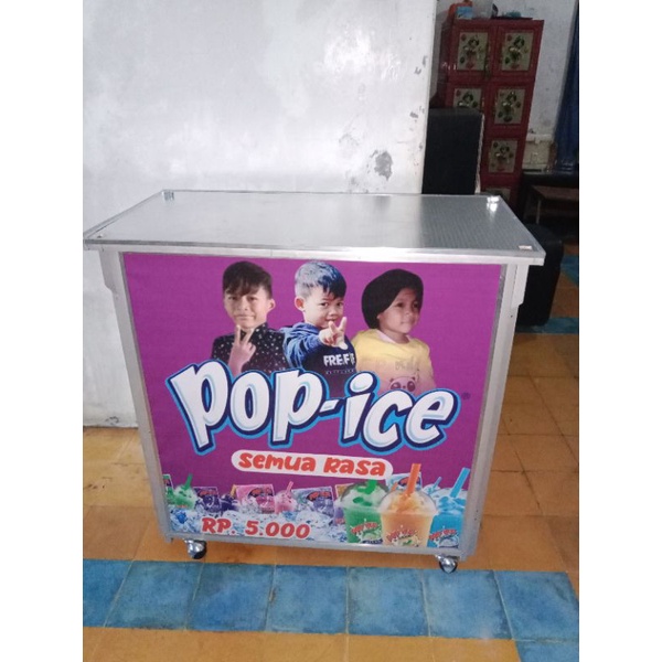 Booth portabel knokdwon/meja lipat jajanan