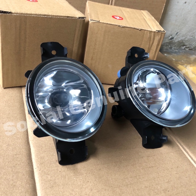 Foglamp lampu kabut Nissan Grand livina March Juke Evalia original