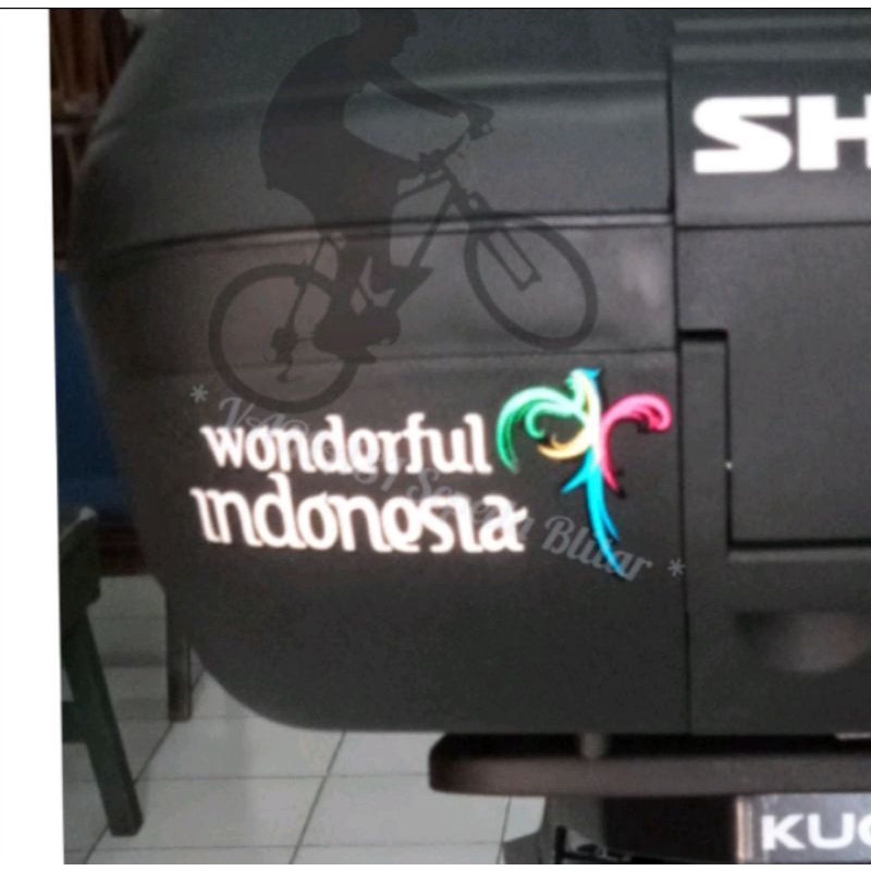 stiker wonderful Indonesia cuting.