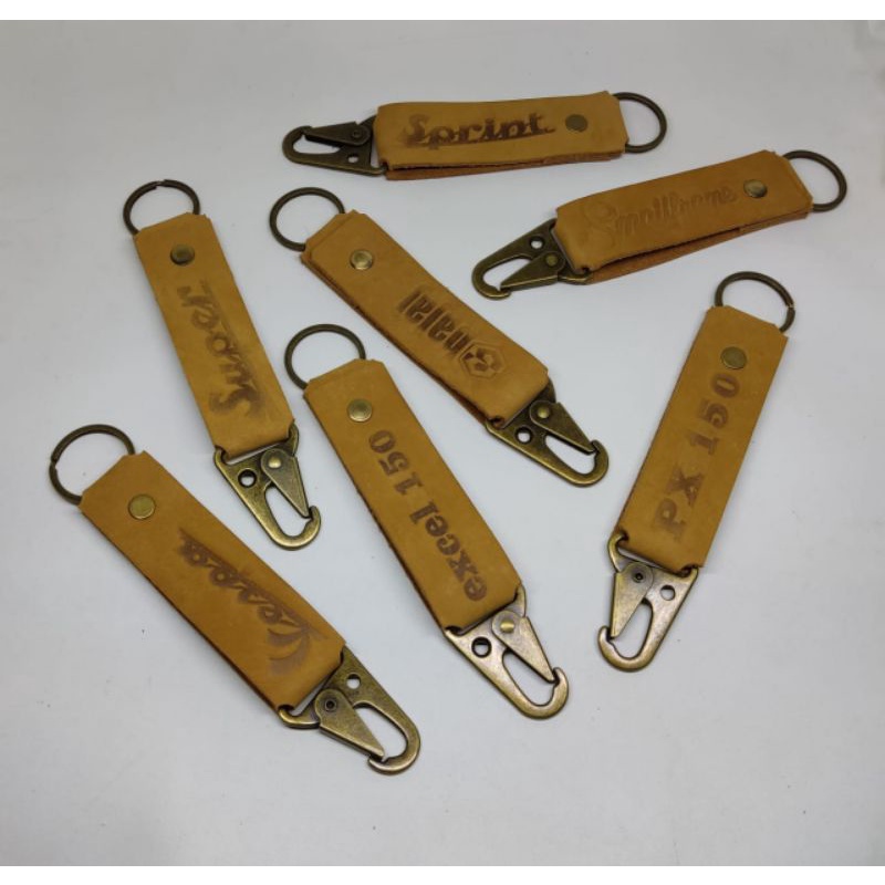 Gantungan kunci motor keychain vespa super sprint px excel smallframe snaphooks carabineer kulit asl