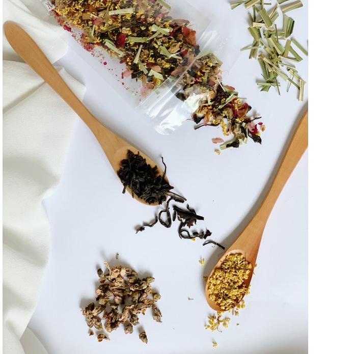

Ready Stok that queen (royal Orange pekoe, rose, peach blossom, osmanthus, lemon grass)